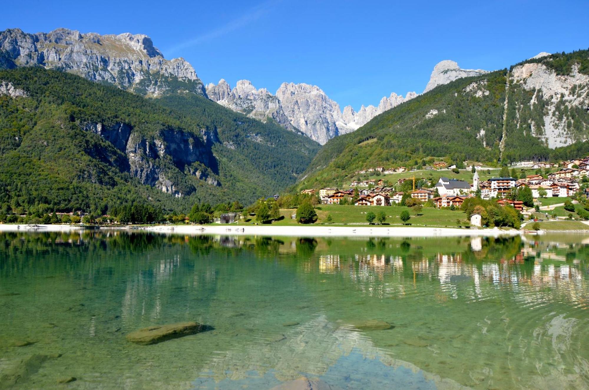 Chalet al Lago Molveno Kültér fotó